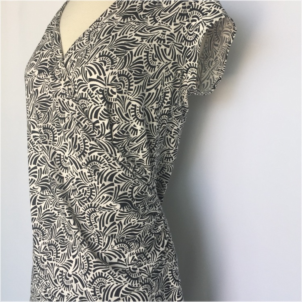 Athleta Black and White Printed Midi Dress, sz L - Picture 3 of 6